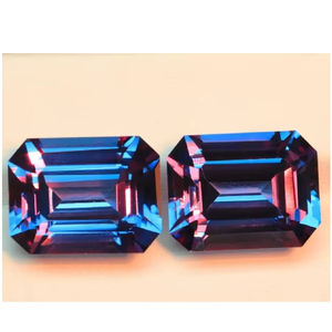 Piedra preciosa de alejandrita cultivada en laboratorio de 14x10 mm que cambia de color - Gemas de alejandrita facetadas con corte esmeralda - Piedras creadas en laboratorio para joyería - Product Image 1