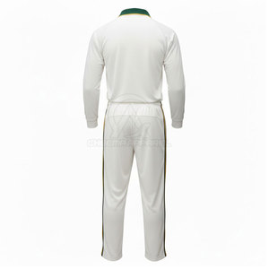 Uniforme de críquet transpirable para hombre diseñado con corte moderno, tela flexible y costuras de alta calidad. - Product Image 4