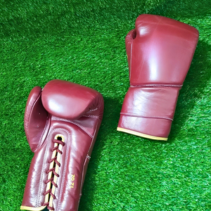 Gants de boxe personnalisés avec logo, confortables, pour l'entraînement professionnel aux arts martiaux, 10oz, 16oz, 12oz, 14oz - Product Image 1