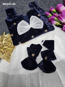 Conjunto de lehenga de nailon y seda con tejido Zari y blusa de terciopelo y seda, diseño de última moda para fiestas, fabricante de Surat. - Product Image 6