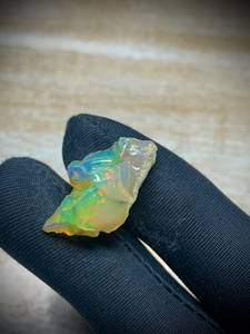 Opale indienne naturelle de qualité AAA, brute et non taillée, pour la fabrication de bijoux, tailles variées, fabriquée en Inde - Product Image 1