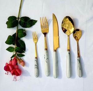 Cubiertos de comedor de inspiración minimalista futurista, diseñados para mesas elegantes, para una anfitriónía segura y una gastronomía progresiva. - Product Image 6