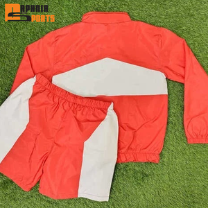 Conjunto de Chaqueta y Pantalones Cortos de Invierno para Hombre, Diseño Personalizado con Logotipo Impreso y Pedrería, Cuello Alto, Poliéster/Nailon, Patrón Sólido - Product Image 2