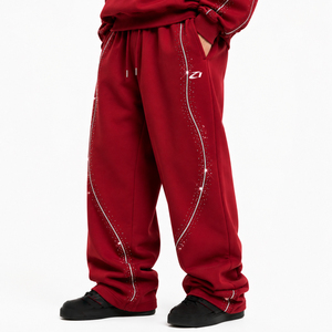 Ensemble de survêtement oversize pour homme, pantalon de jogging ample et sweat-shirt en molleton de coton rouge, orné de strass, style décontracté urbain, 2 pièces - Product Image 4