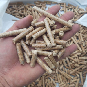 Granulés de bois de pin de haute qualité certifiés ENplus A1, biomasse renouvelable, combustible de cuisson, usage industriel et résidentiel, export en vrac, Belgique - Product Image 1