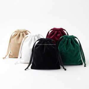 Pochette en velours noir avec cordon de serrage, sac anti-poussière de luxe pour bijoux, emballage cadeau personnalisé avec logo pour boutique et cosmétiques - Product Image 4