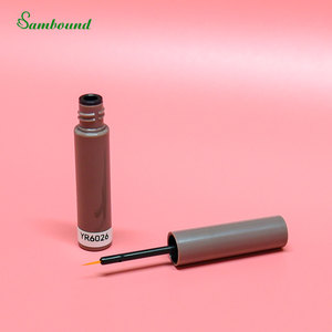 Manufacturer <b>Empty</b> Lip Gloss Vial 3ml Injection Blow Molded PET Tube Travel Size Lip Gloss Wand Tube Custom Logo Option Brands - Product Image 4