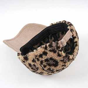 Gorro de Lana de Cordero con Estampado de Leopardo Personalizado, Gorra de Béisbol de Pana Gruesa con Logotipo Personalizado para Hombre, Combinación de Colores, Cálida para Invierno - Product Image 2