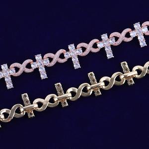 Most Demanded Silver Cuban Link Chain <b>Bracelet</b> for Nightlife or Parties and Casual Wear Available at Factory Price - Product Image 5