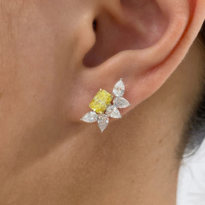 Boucles d'oreilles de luxe fantaisie en diamant jaune poire, certifiées IGI, en or 10K, 14K, 18K, avec diamants de laboratoire jaunes et blancs. - Product Image 3