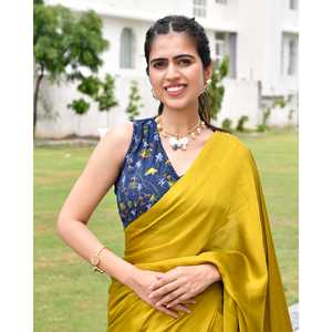 Ensemble de saris traditionnels en soie satinée verte avec motifs peints à la main, taille unique, pour mariages, fêtes, tenue de plage, toutes saisons - Product Image 2