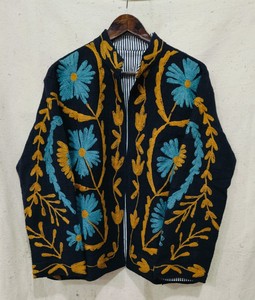 Chaqueta de punto de algodón para mujer con cuello chal bordado floral, manga larga, transpirable, hecha a mano, con puntada abierta, ideal para primavera. - Product Image 1
