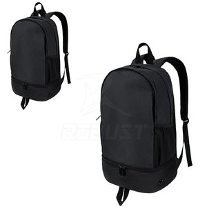Mochila Deportiva ROBUST INDUSTRIES - Nailon Poliéster 30-40L Gran Capacidad Diseño Multiusos para Gimnasio, Viajes y Uso Diario - Product Image 3