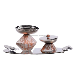 Brûleur d'encens en acier de haute qualité à usage religieux ensemble de bakhoor arabe avec bois de santal d'Inde à bas prix ZH TRADERS - Product Image 1