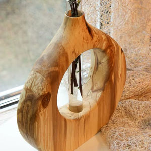 Pot de fleurs traditionnel en laiton avec impression UV, finition plaquée or, sur pied, pour la décoration de jardin et de maison, idéal pour les mariages - Product Image 1