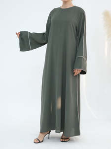 Abaya Modeste de Dubaï à Manches Longues Perlée et Pailletée, Traditionnelle, Faite à la Main, pour Mariage, en Polyester Respirant, Col en V – Grande Vente - Product Image 6