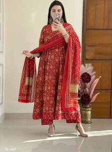 Ensemble Anarkali Kurti Palazzo Dupatta pour femmes Twinfeet, en coton premium, broderie Aada, séchage rapide, style traditionnel - Product Image 3