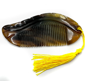 Peine para masaje capilar de cuerno de búfalo, diseño de mango de pavo real, peine de cuerno de búfalo/vaca auténtico de alta calidad, hecho en India - Product Image 2