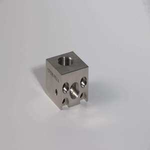 Eje de Transmisión de Tamaño Personalizado, Procesamiento CNC, Uso Electrónico, Equipo Industrial Líder en Vietnam, Mecánico, Metálico - Product Image 2