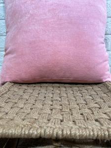 Housse de coussin carrée rayée en velours rose 100% coton, taie d'oreiller décorative pour canapé de maison - Product Image 4