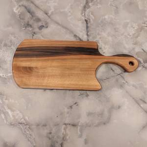เขียงไม้วอลนัททำมือ: ถาดเสิร์ฟอาหารในครัวหรูหรา - Product Image 5