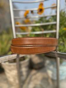 Ceinture vintage pour homme faite à la main avec un design brodé et une boucle en cuivre robuste - Product Image 2