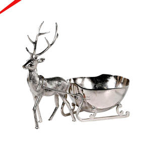 Seau à glace décoratif en métal en forme de traîneau de rennes argenté unique 2026 pour vin et champagne, idéal pour bar, fête, décoration festive, porte-vin - Product Image 1