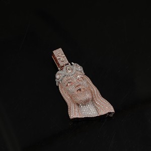 Colgante de Plata S925 Chapado en Oro Rosa con Diamantes Finos Clásicos, Colgante Personalizado con Diamantes Certificados IGI para Hombre - Product Image 2