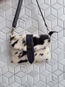 Nuevo Bolso Bandolera de Piel Vacuna Estilo Western, Bolso de Mano Elegante Bohemio en Oferta, con Correa para la Muñeca, Bolso Multiusos para Mujer - Product Image 1