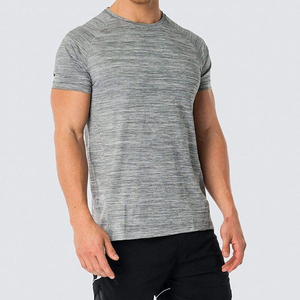 เสื้อยืดออกกำลังกายผู้ชาย เสื้อผ้ากีฬาน้ำหนักเบา OEM เสื้อยืดฟิตเนสผู้ชาย รับผลิตแบรนด์ตามสั่ง เสื้อยืดออกกำลังกายผู้ชาย - Product Image 6
