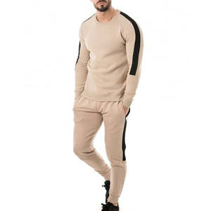 Conjuntos Deportivos con Efecto Desgastado, Ropa Deportiva para Primavera/Verano, Conjuntos para Correr, Hacer Ejercicio y Trotar, Conjuntos Deportivos Lisos con Logotipo Personalizado - Product Image 4