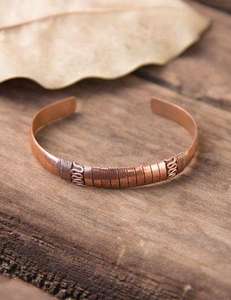 Ensemble bague et bracelet magnétique en alliage de cuivre rouge brossé, style rétro antique, très vendu à l'international, par Metal Craft - Product Image 2