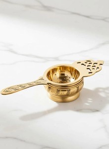 Ensemble de passoires et bols en laiton avec poignée, passoire de cuisine et ensemble de bols de service décoratifs traditionnels en métal - Product Image 6