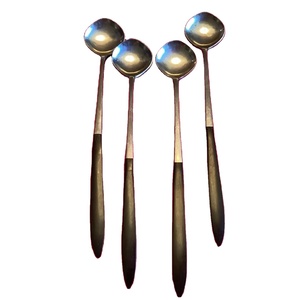 Cubiertos de Acero Inoxidable con Acabado Plateado y Cabeza Redonda, Elegantes para el Hogar, Comedor, Bodas, Eventos y Catering, Juego de 4 Cucharas - Product Image 1