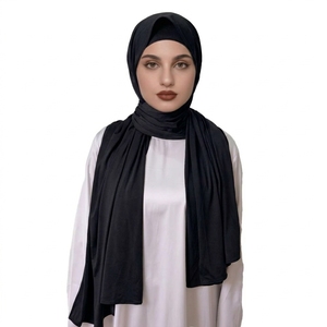 Hijab en jersey uni personnalisé pour femmes, doux et extensible, foulard musulman, vente en gros - Product Image 1