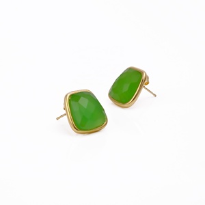 Boucles d'oreilles clous tendance en acier inoxydable plaqué or rose anti-ternissement avec pierre de préhnite et calcédoine, forme fantaisie, vente en gros de pierres précieuses - Product Image 4