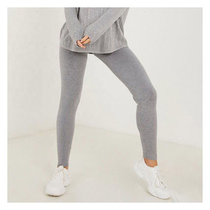 Shorts de Yoga de Cintura Alta sin Costuras para Mujer, Color Gris Sólido, Elásticos, Transpirables, de Spandex/Nailon, con Pedrería, Cintura Elástica, Ajuste Delgado - Product Image 1