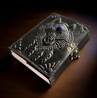 Carnet de notes A5 en cuir noir vintage avec motif loup en relief, couverture rigide antique, papier vintage à bords festonnés, cadeau