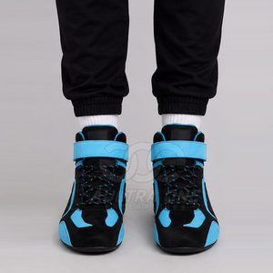 Chaussures de course automobile professionnelles pour hommes, alliant design léger, texture respirante, adhérence stable et performance sur piste - Product Image 2