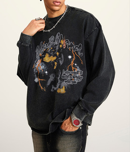 Sudadera unisex personalizada al por mayor con estampado digital, mangas largas y tela premium, ideal para marcas de ropa urbana de temporada. - Product Image 4