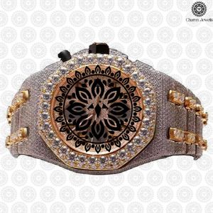 Montre de luxe unisexe Charm Jewels en acier inoxydable 42 mm avec cadran analogique en cristal saphir, mouvement à quartz et fermoir à boucle - Product Image 1