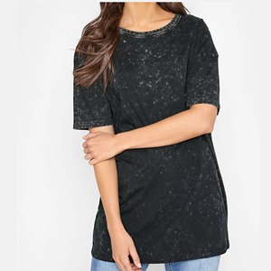Camiseta de mujer con lavado ácido, antibacteriana y transpirable, de la mejor calidad, a precio mayorista razonable. - Product Image 4