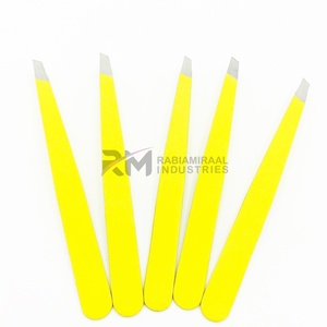 Pince à épiler inclinée en acier inoxydable de qualité supérieure avec logo personnalisé pour l'épilation et la beauté - Product Image 2