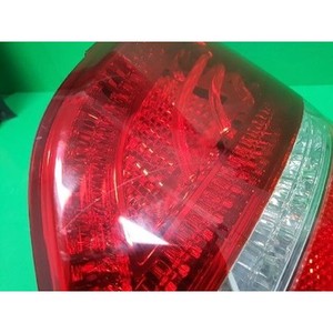 ไฟท้ายมือสองของรถยนต์อีควัส ขวา รุ่น 924023N000 - Product Image 4