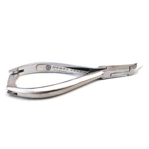 Coupe-ongles professionnel robuste à pointe incurvée en acier inoxydable pour ongles épais, pour les ongles des orteils et des doigts, avec poignée ergonomique - Product Image 1