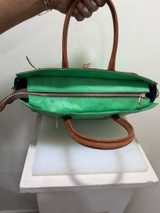 Sac à main vintage RABADA en fourrure de vache verte, fermeture éclair, sac fourre-tout en cuir marron du Rajasthan, grande capacité - Product Image 4