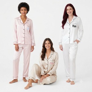 Ensemble de pyjama en satin pour femmes, vêtements de nuit soyeux à manches courtes, combinaison de nuit boutonnée, vêtements de détente confortables, tenue de maison haut de gamme - Product Image 3