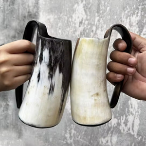 Jarra de Cerveza de Cuerno de Búfalo, Diseño Clásico de Lujo, Apta para Lavavajillas, Personalizable, para Uso en el Hogar, Restaurantes y Fiestas, Artesanía de la India - Product Image 1