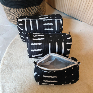 Ensemble de trousses de toilette matelassées en coton, trousse de maquillage florale 3 pièces, trousses de toilette Yin Yang (lot de 3) - Product Image 1