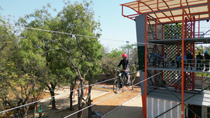 Équipement professionnel de cyclisme aérien multiplateforme pour parcours Sky Cycle, attraction de cyclisme aérien pour le tourisme écologique et l'aventure commerciale - Product Image 6